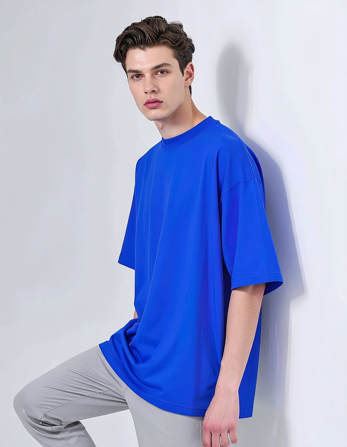 Royal Blue – Loud in Silence. Royal by Choice.