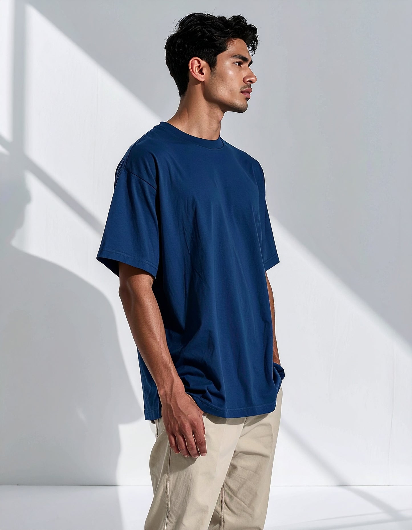Petrol Blue – Deep Tone. Clean Edge.